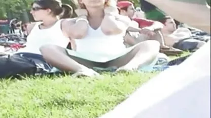 Bermain vidio xxnx indo dengan pantatnya