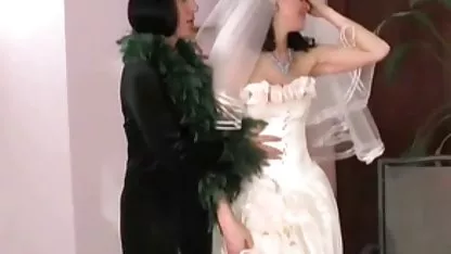 Guru seksi remaja muda bokep xxx artis indo siap untuk menunjukkan pukas