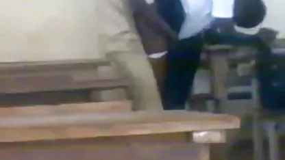 Gadis-gadis muda indonesia bokep xxx wawancara.Louis!